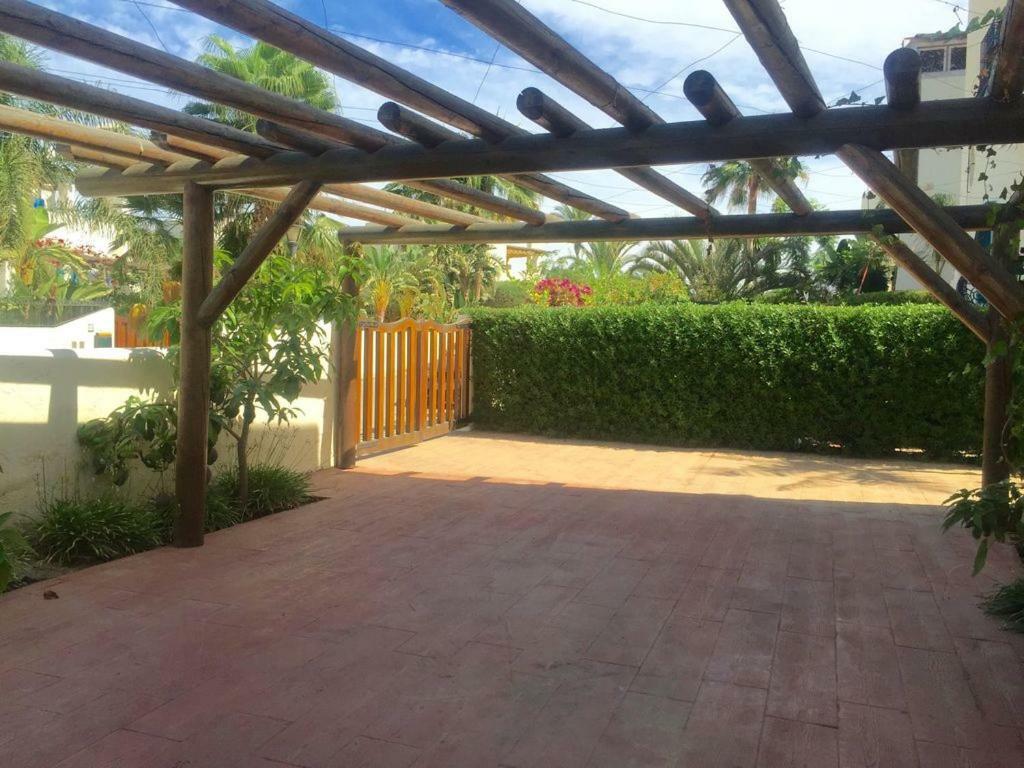 Villa En Primera Linea เบรา ภายนอก รูปภาพ