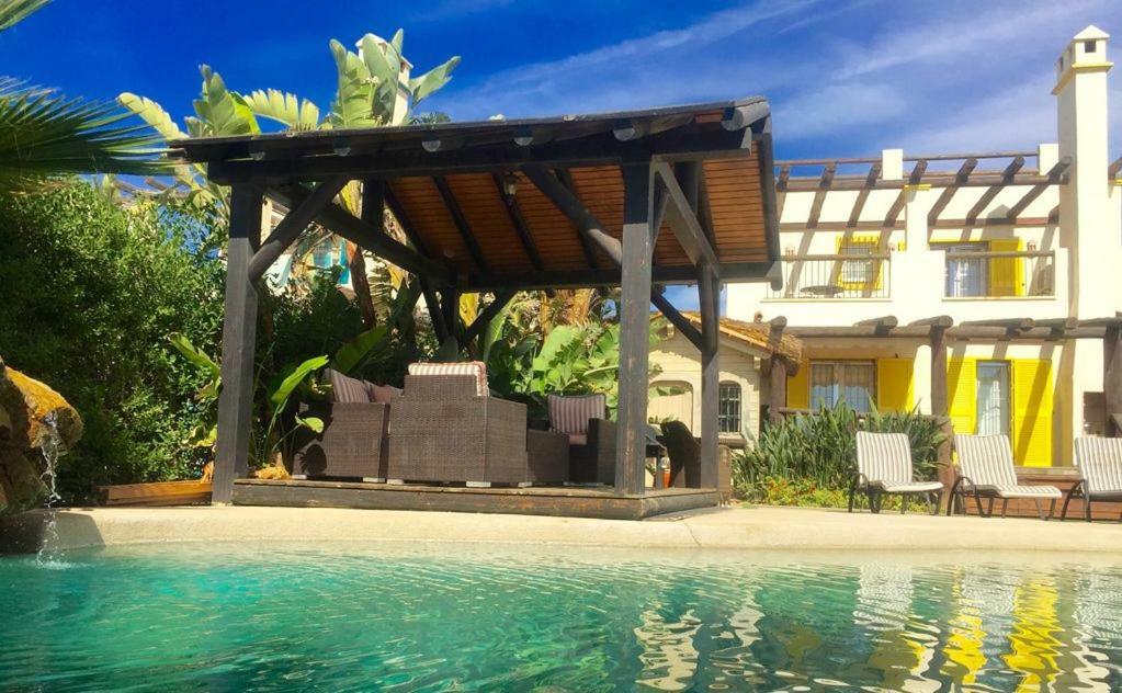 Villa En Primera Linea เบรา ภายนอก รูปภาพ
